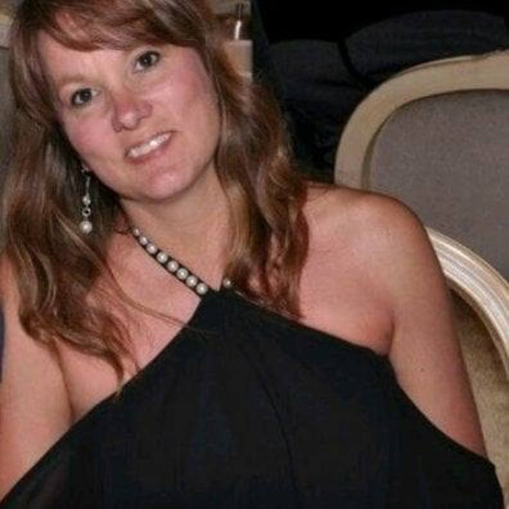 Meet your Posher, Desiree